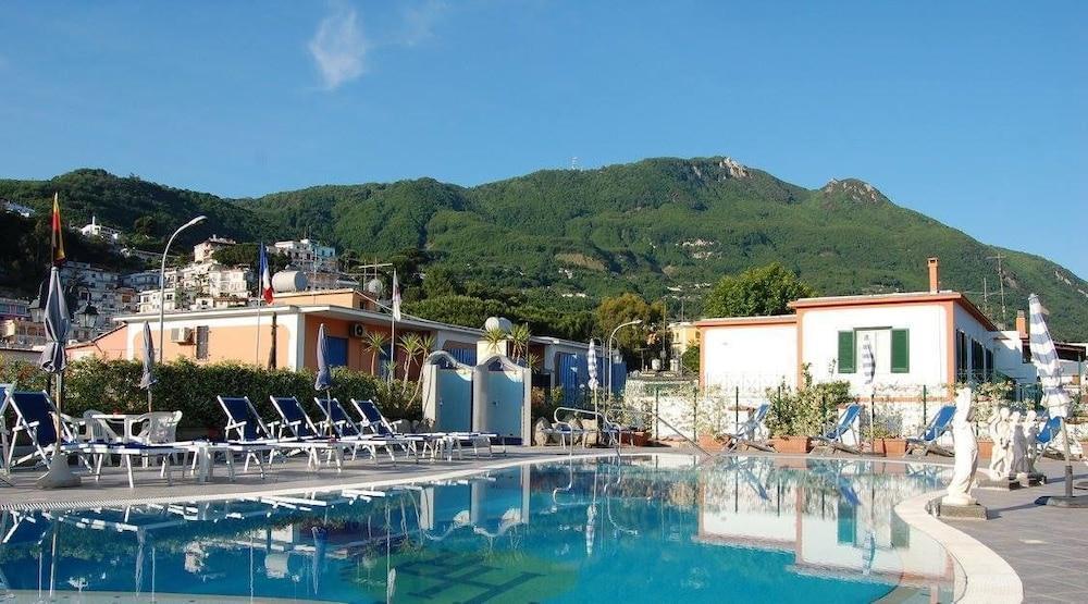Hotel Terme Rosaleo Казамиччола-Терме Экстерьер фото