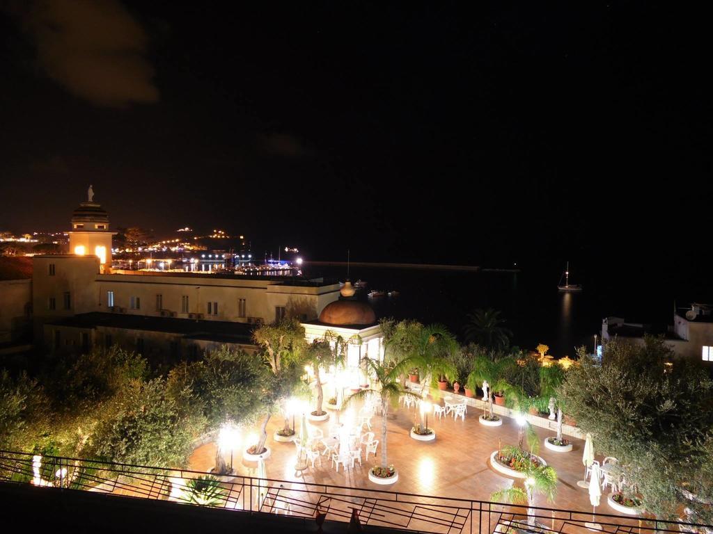 Hotel Terme Rosaleo Казамиччола-Терме Экстерьер фото
