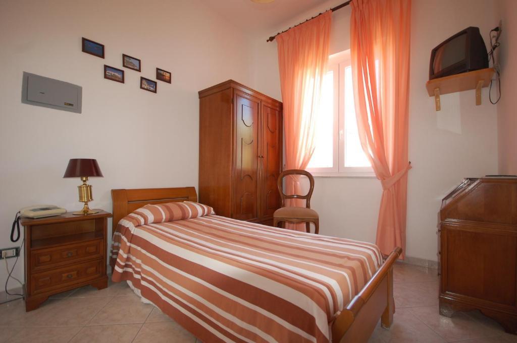 Hotel Terme Rosaleo Казамиччола-Терме Номер фото