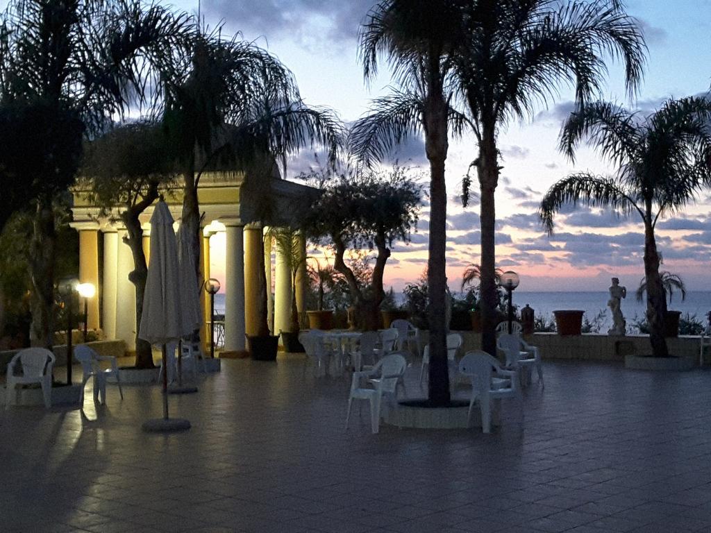 Hotel Terme Rosaleo Казамиччола-Терме Экстерьер фото